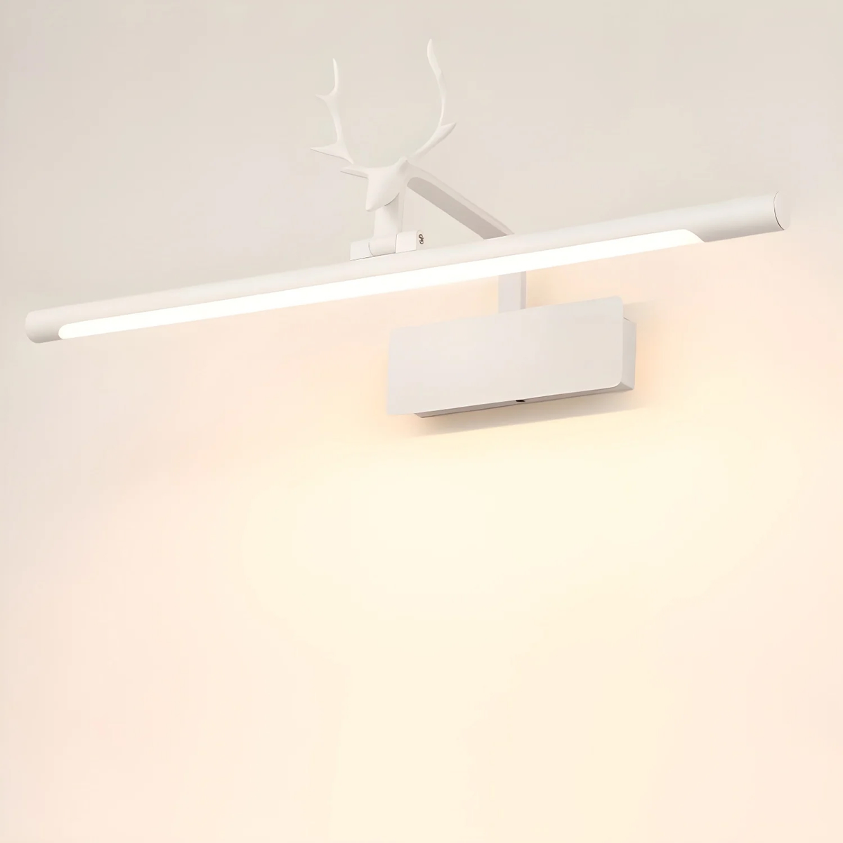 Stag Horn Wall Light with Adjustable Brightness
