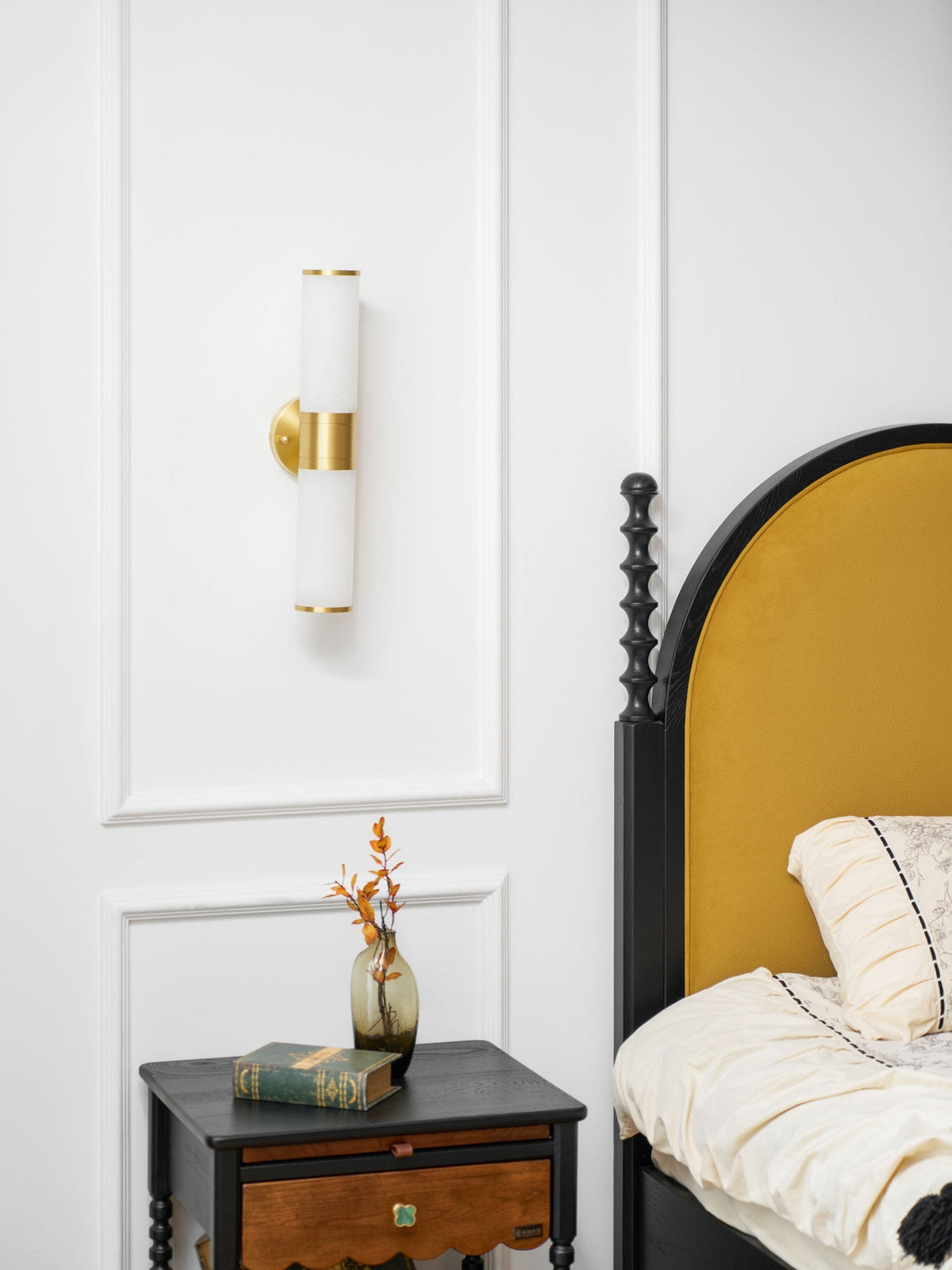 Alabaster Wall Lamp with Soft Glow