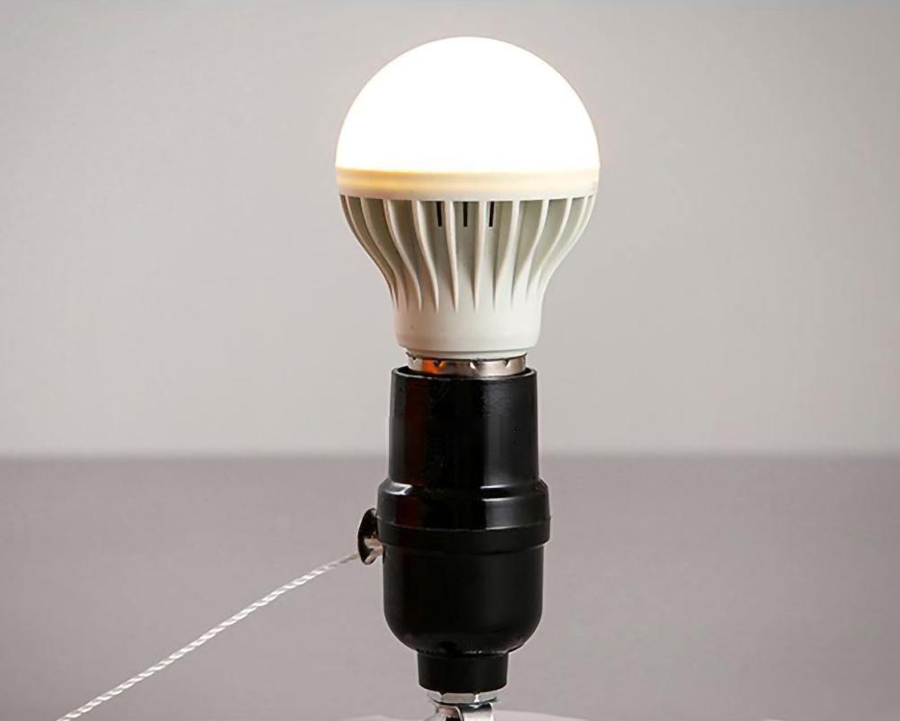 Balloon-Shaped Wall Sconce, Soft Ambient Light