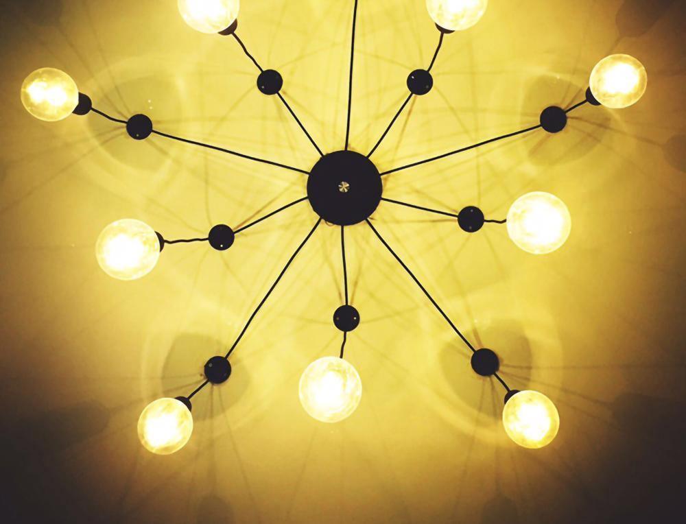 Spider Ceiling Chandelier Position 27