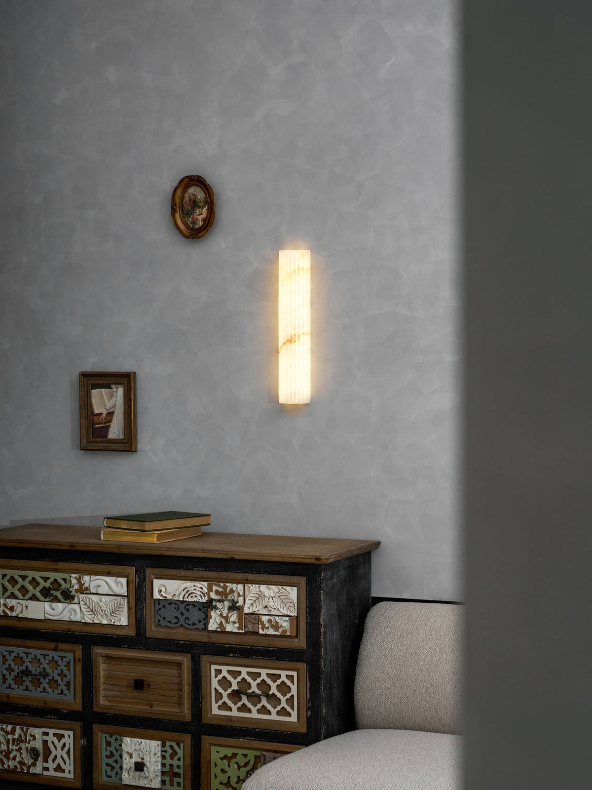Alabaster Wall Light with Adjustable Brightness