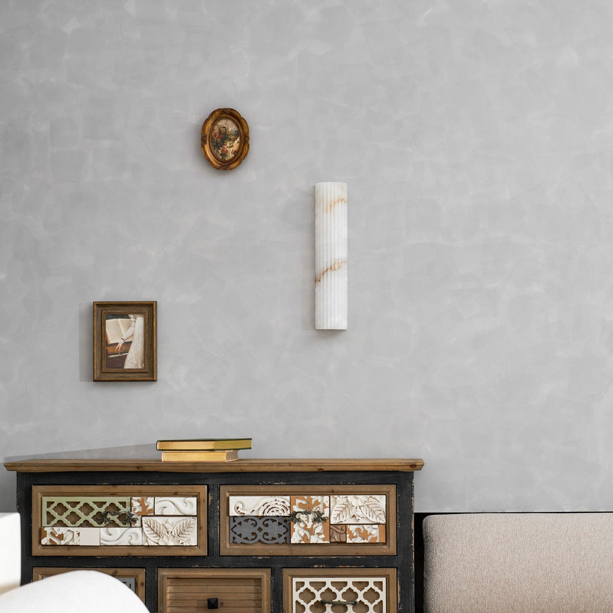 Alabaster Wall Light with Adjustable Brightness
