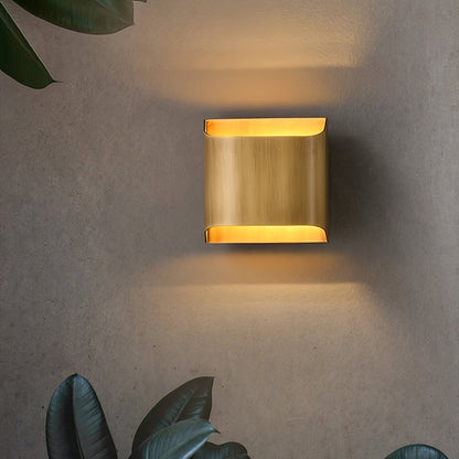 Brass Wall Lamp with Adjustable Light Direction