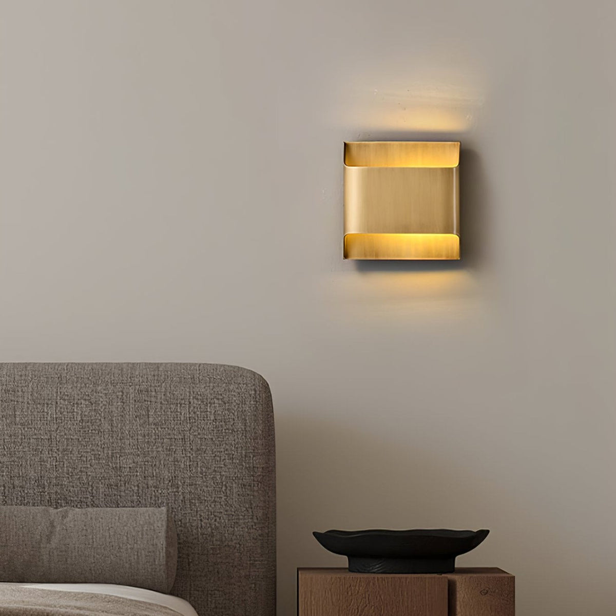 Brass Wall Lamp with Adjustable Light Direction