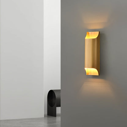 Brass Wall Lamp with Adjustable Light Direction