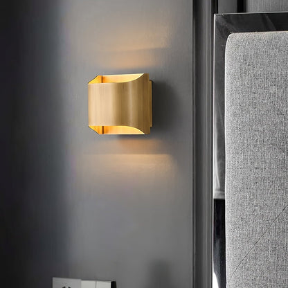 Brass Wall Lamp with Adjustable Light Direction