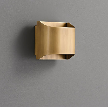 Brass Wall Lamp with Adjustable Light Direction
