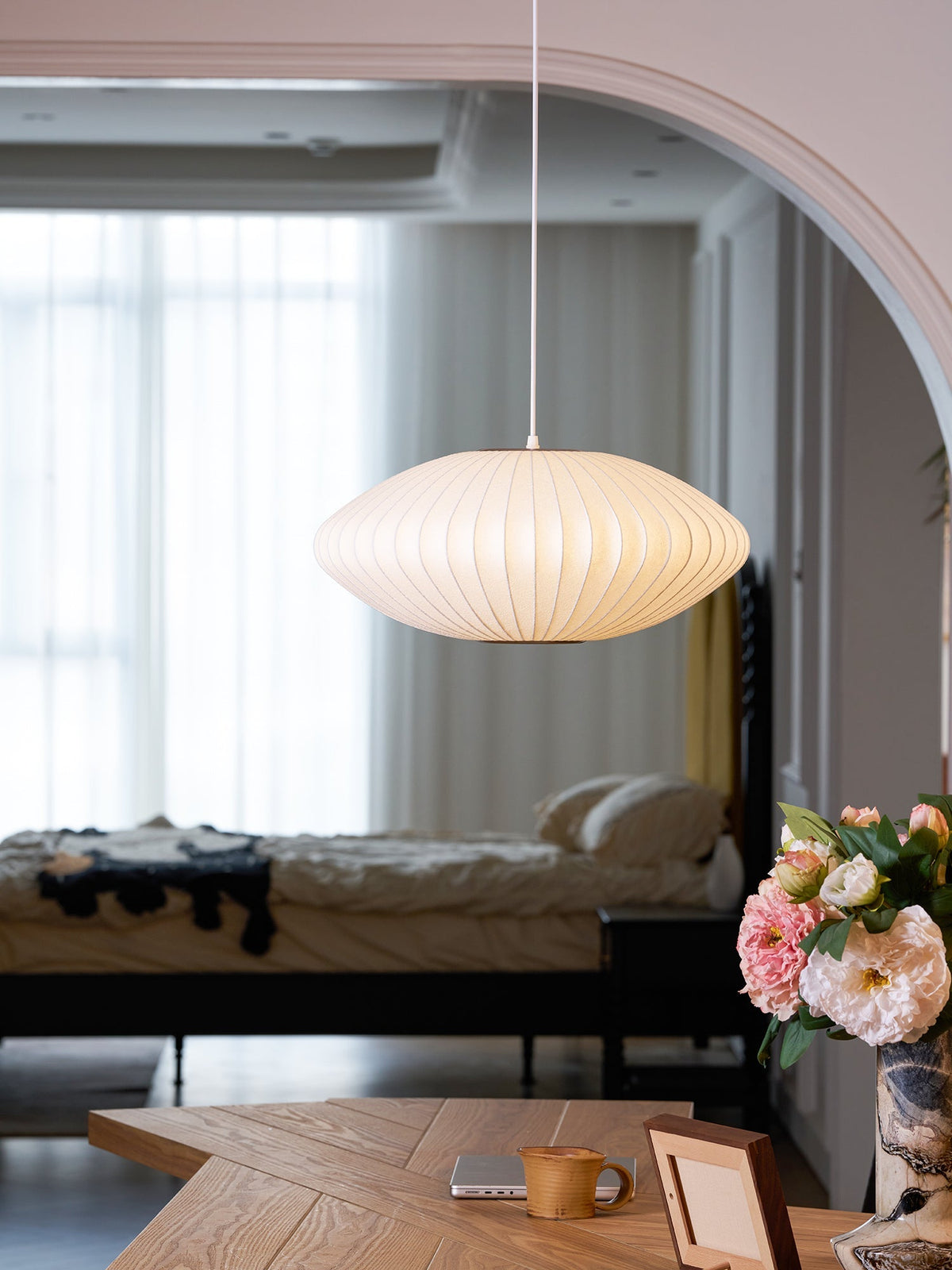 Crisscross Bubble Pendant Light Position 180