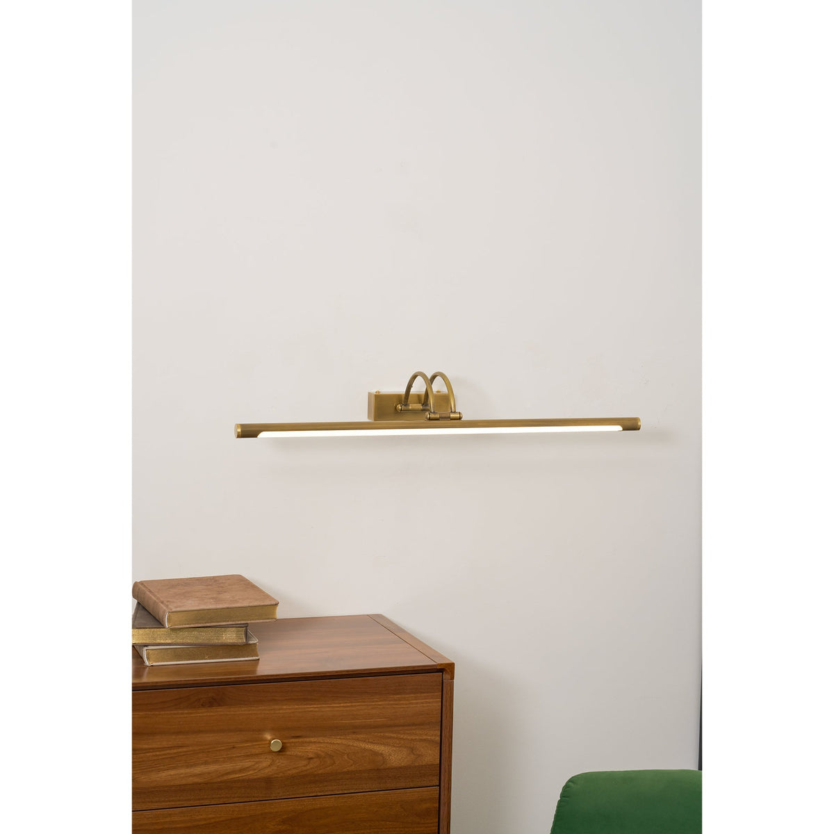 Sleek Linear Vanity Wall Light, Energy-Efficient