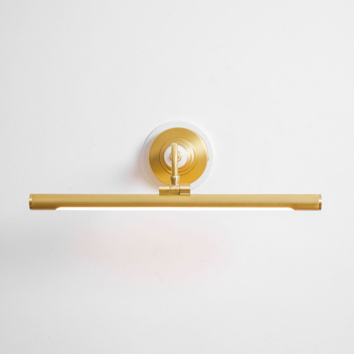 Linear Wall Light, Sleek Modern Design