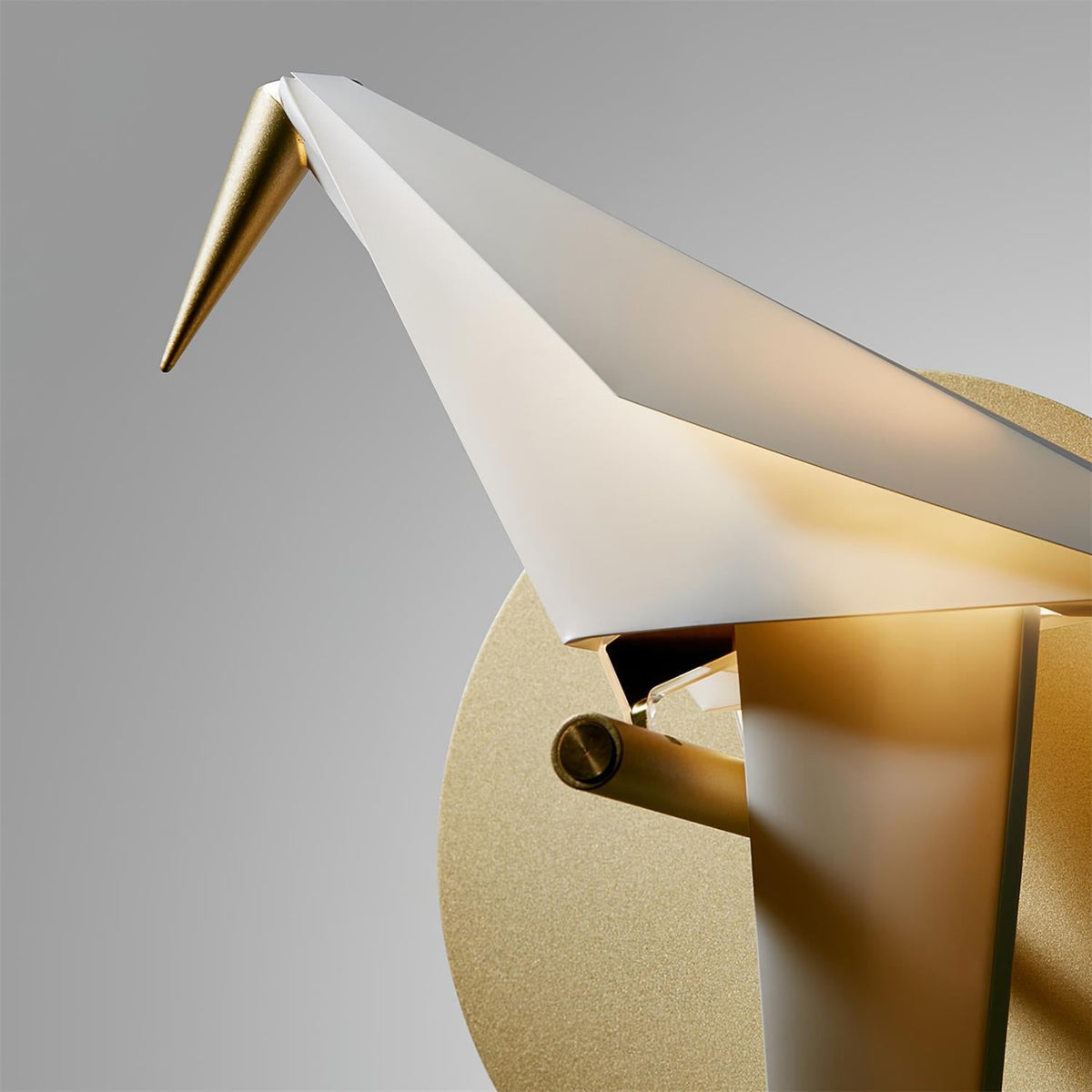 Bird-Inspired Wall Lamp with Adjustable Brightness