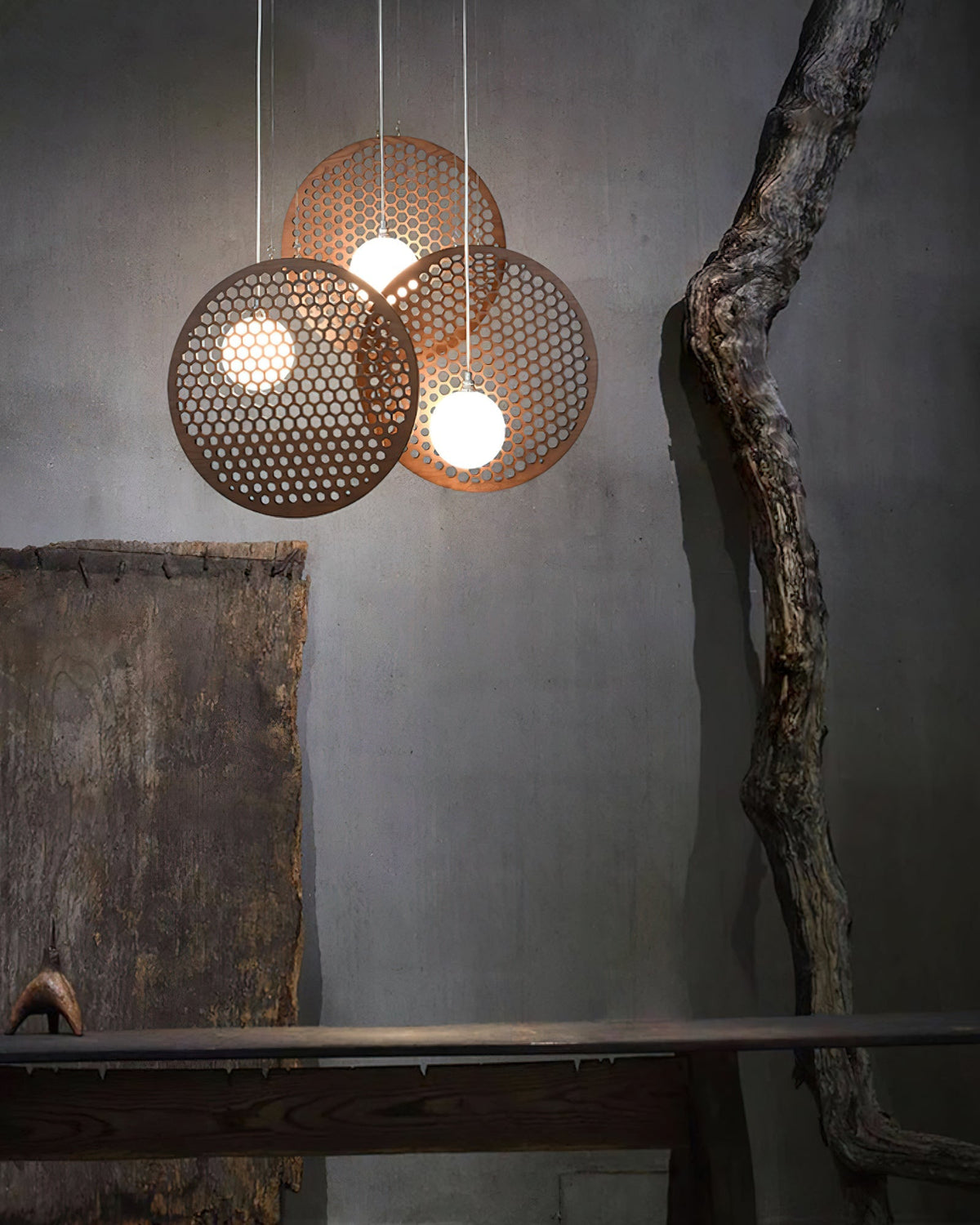 Bee Plate Chandelier with Adjustable Brightness