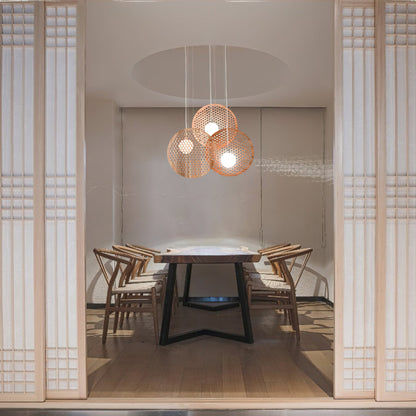 Bee Plate Chandelier with Adjustable Brightness