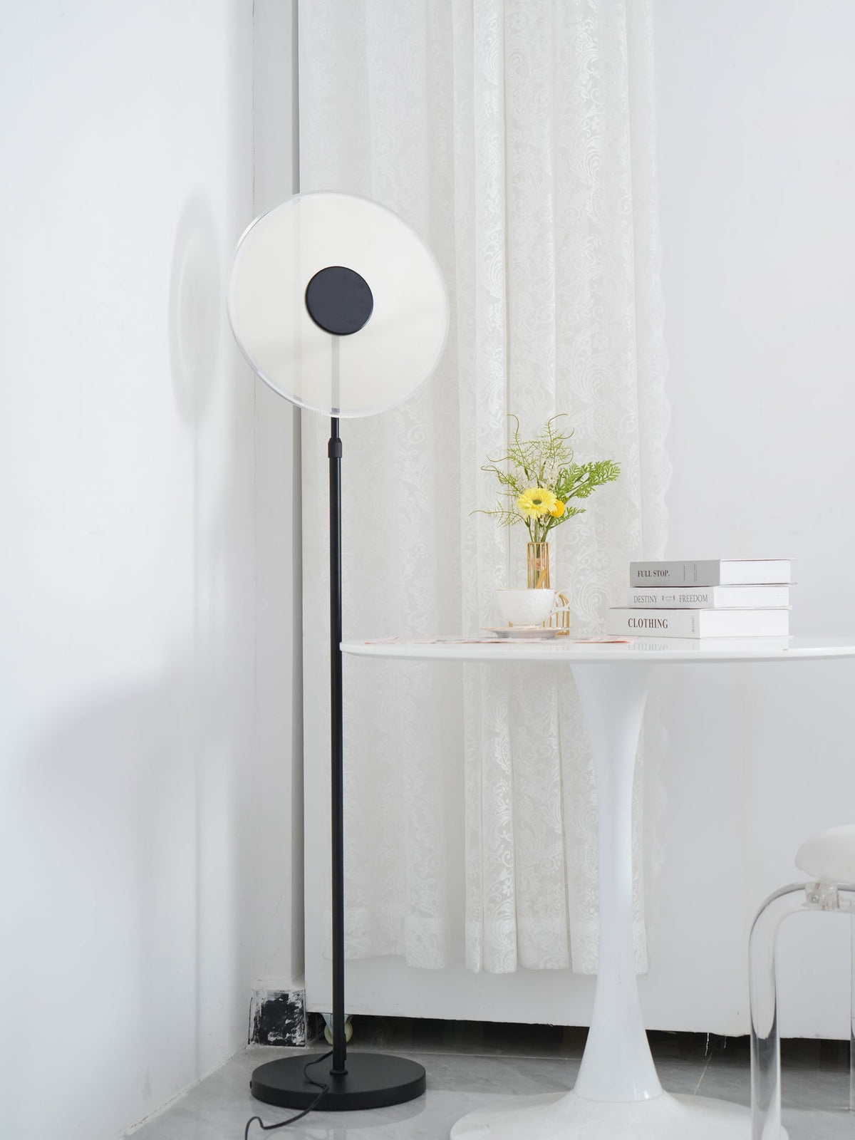 Luxora Floor Lamp Position 19