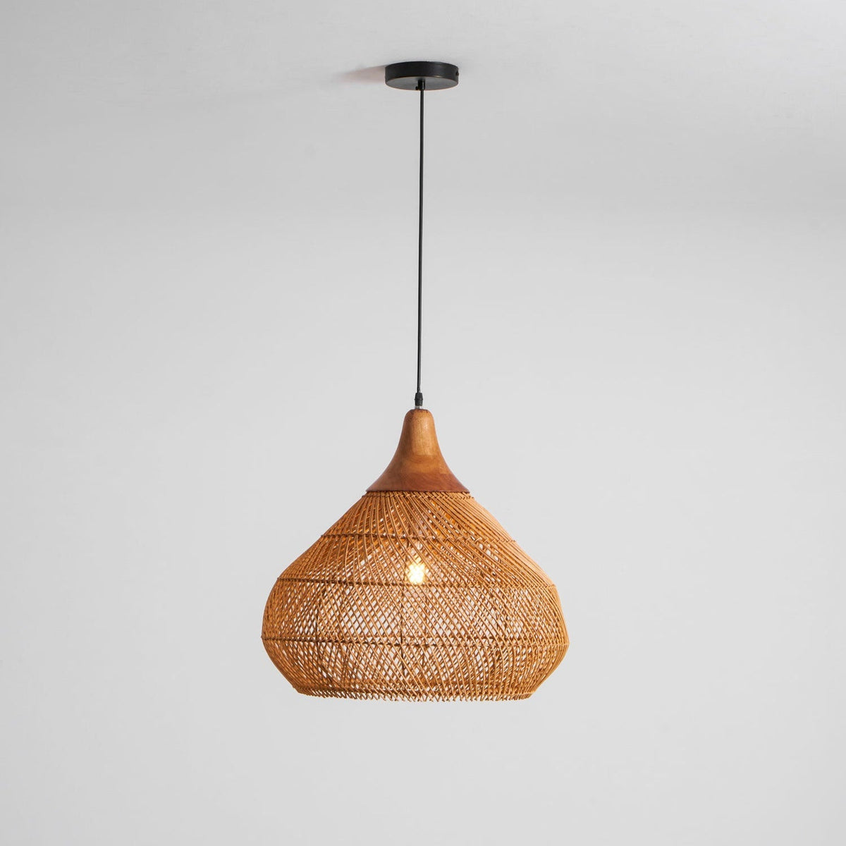 Braided Rattan Pendant Lamp Position 93