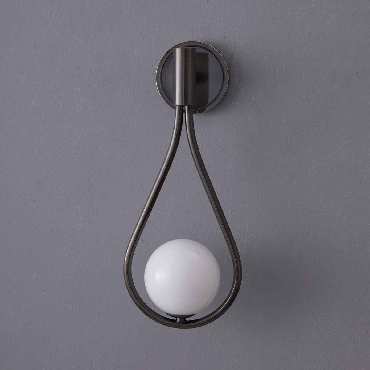 Brass Vanity Wall Lamp Position 29