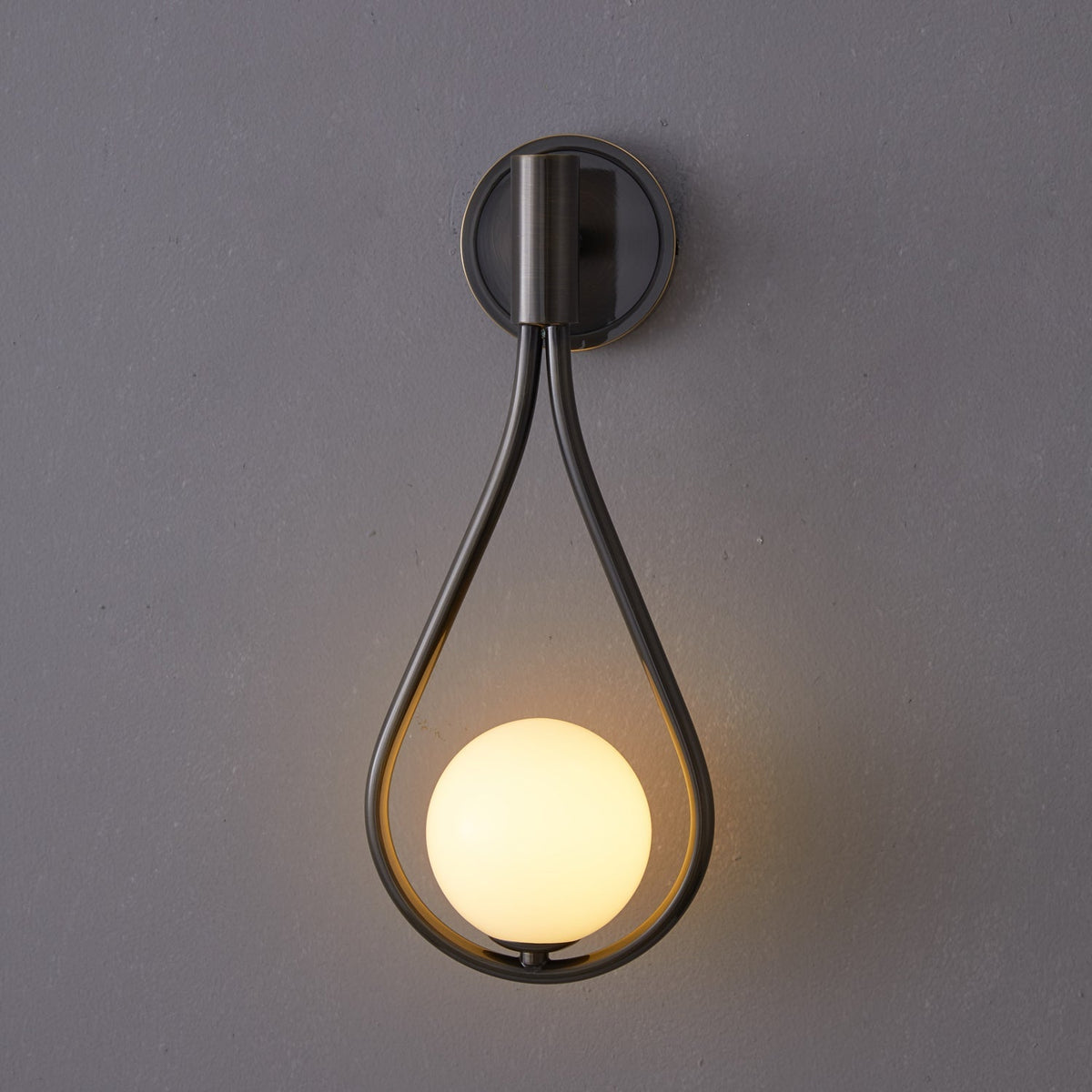 Brass Vanity Wall Lamp Position 30
