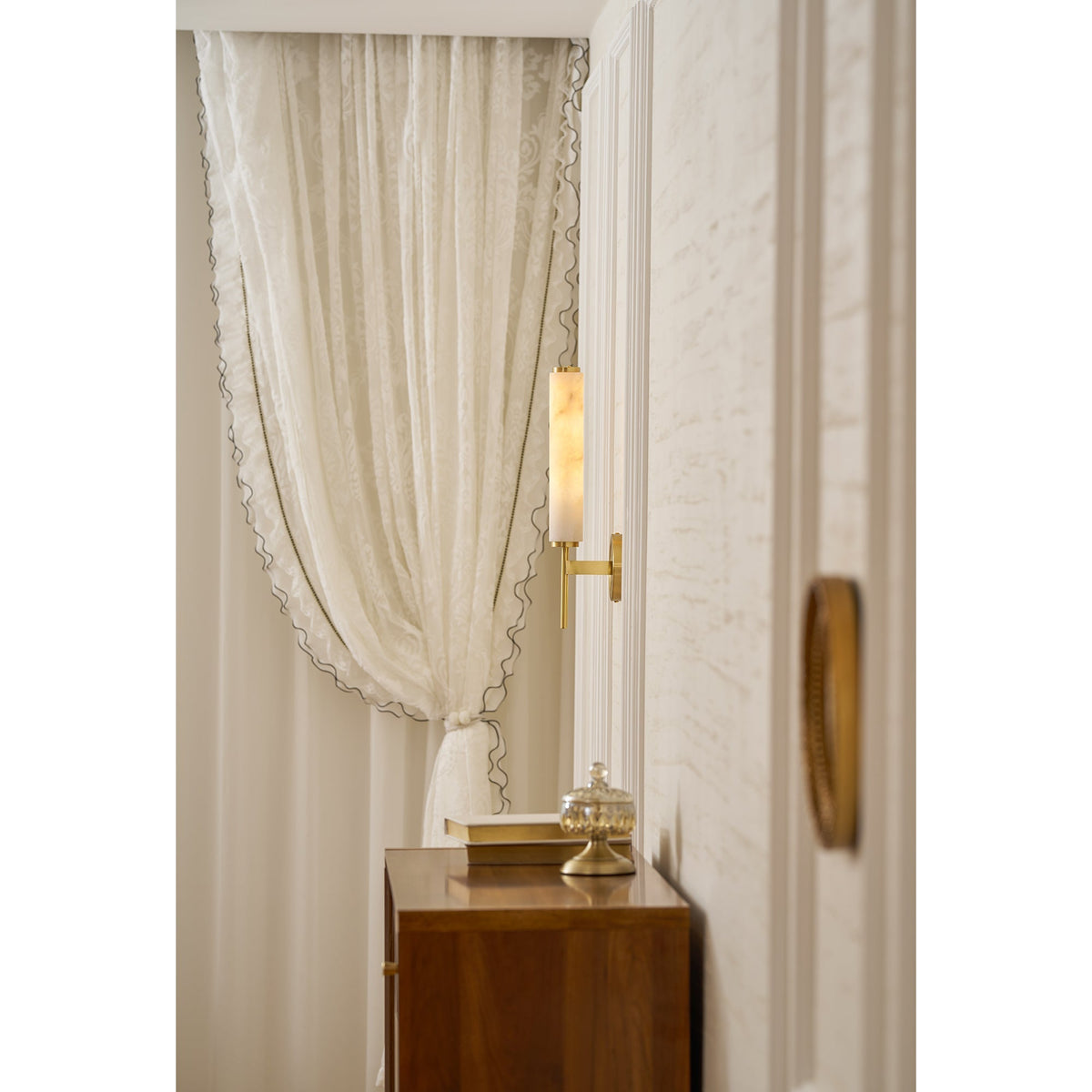 Alabaster Wall Sconce with Adjustable Brightness