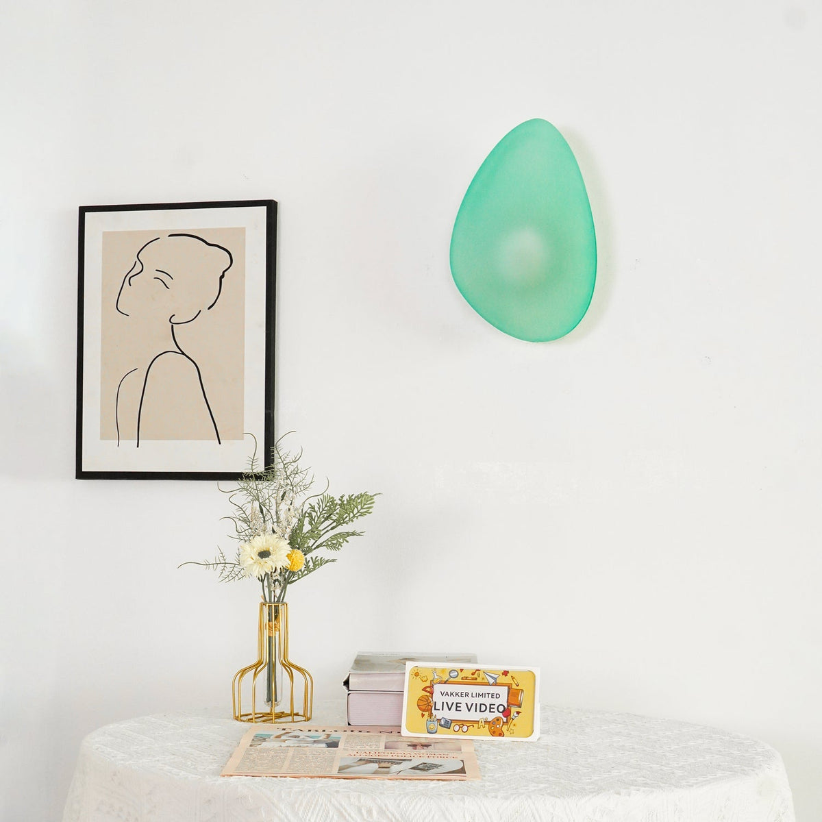 Bubble Glass Wall Lamp with Adjustable Brightness