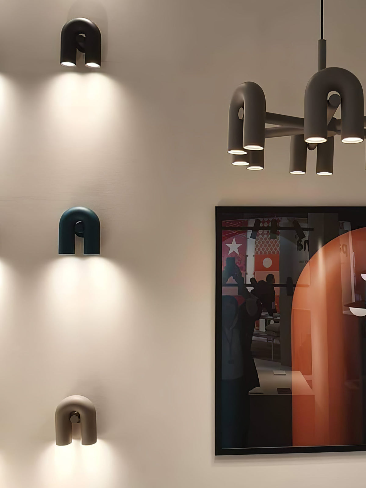 Round Wall Lamp with Adjustable Brightness