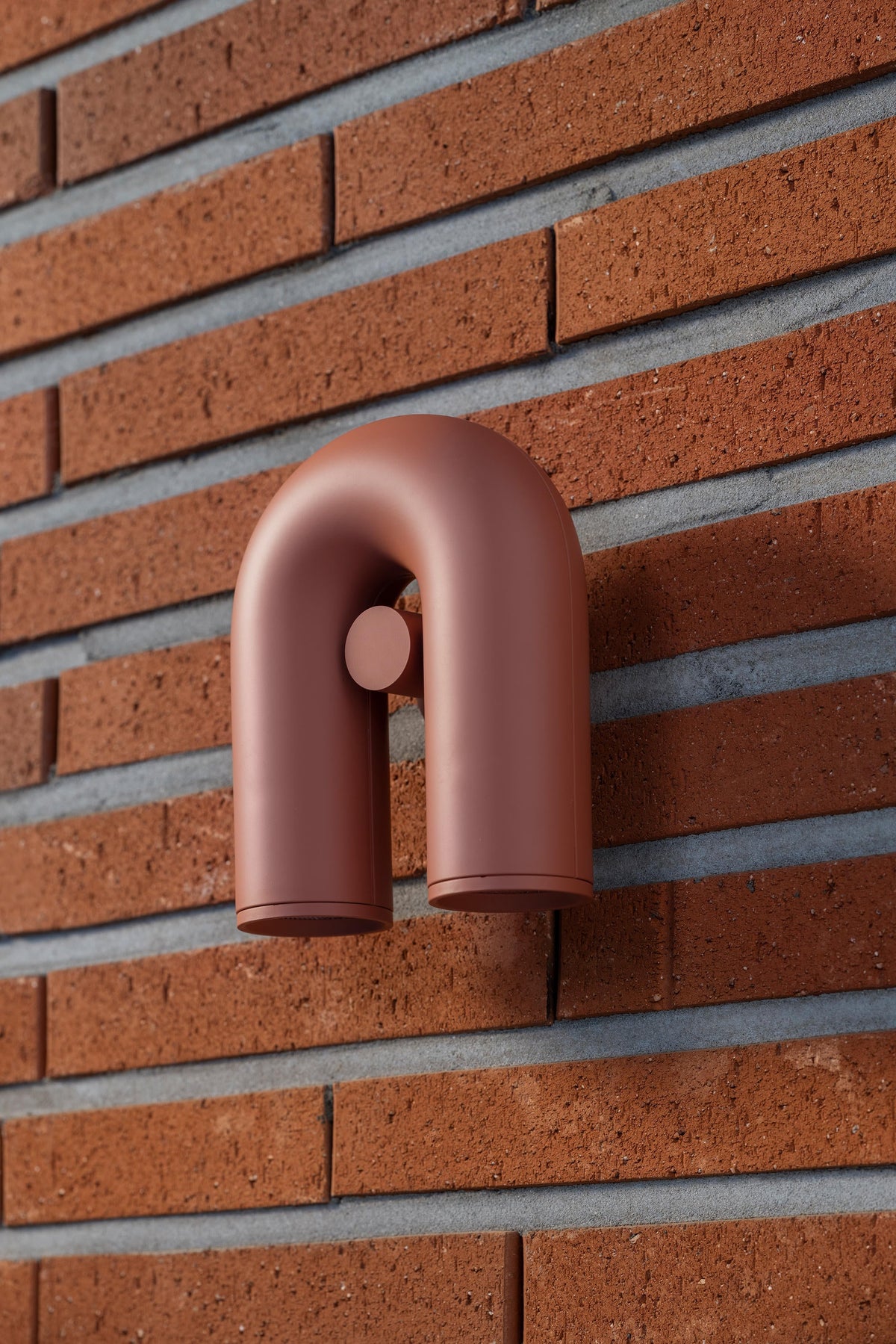 Round Wall Lamp with Adjustable Brightness