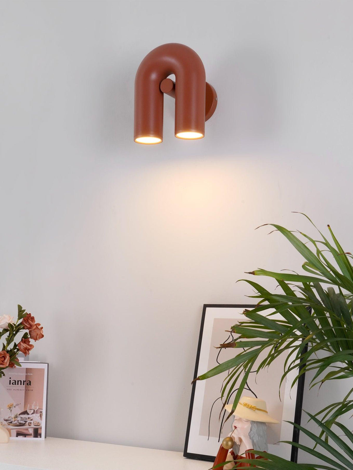 Round Wall Lamp with Adjustable Brightness