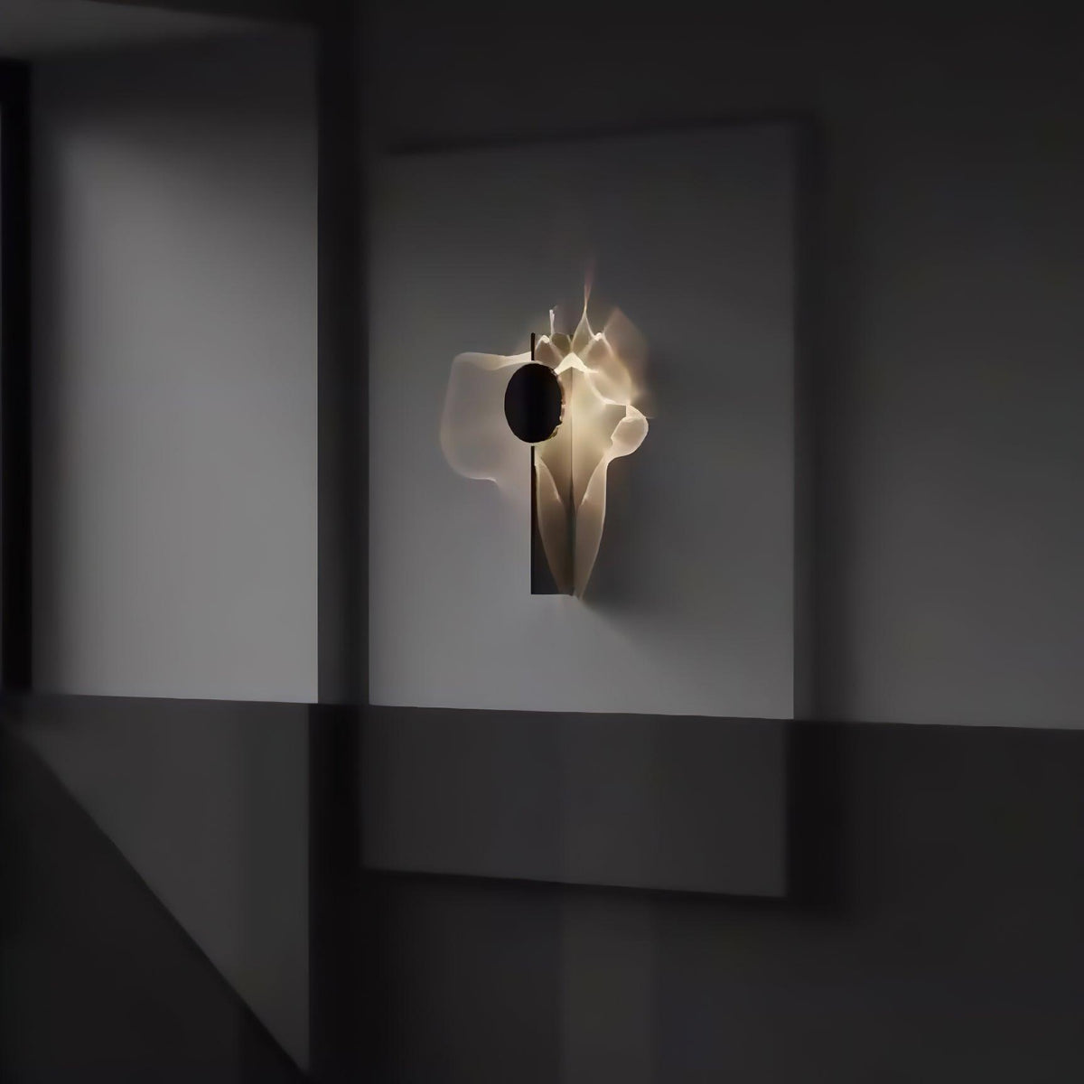 Wall Lamp with Dynamic Shadow Effect