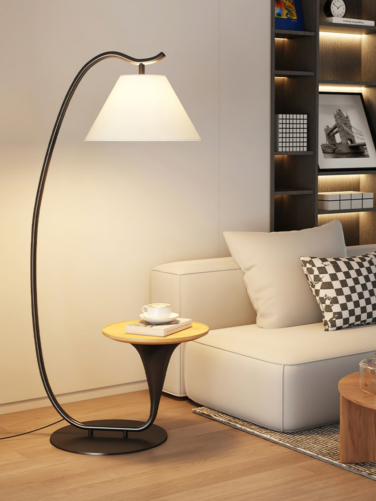 Curvature Floor Lamp Position 16