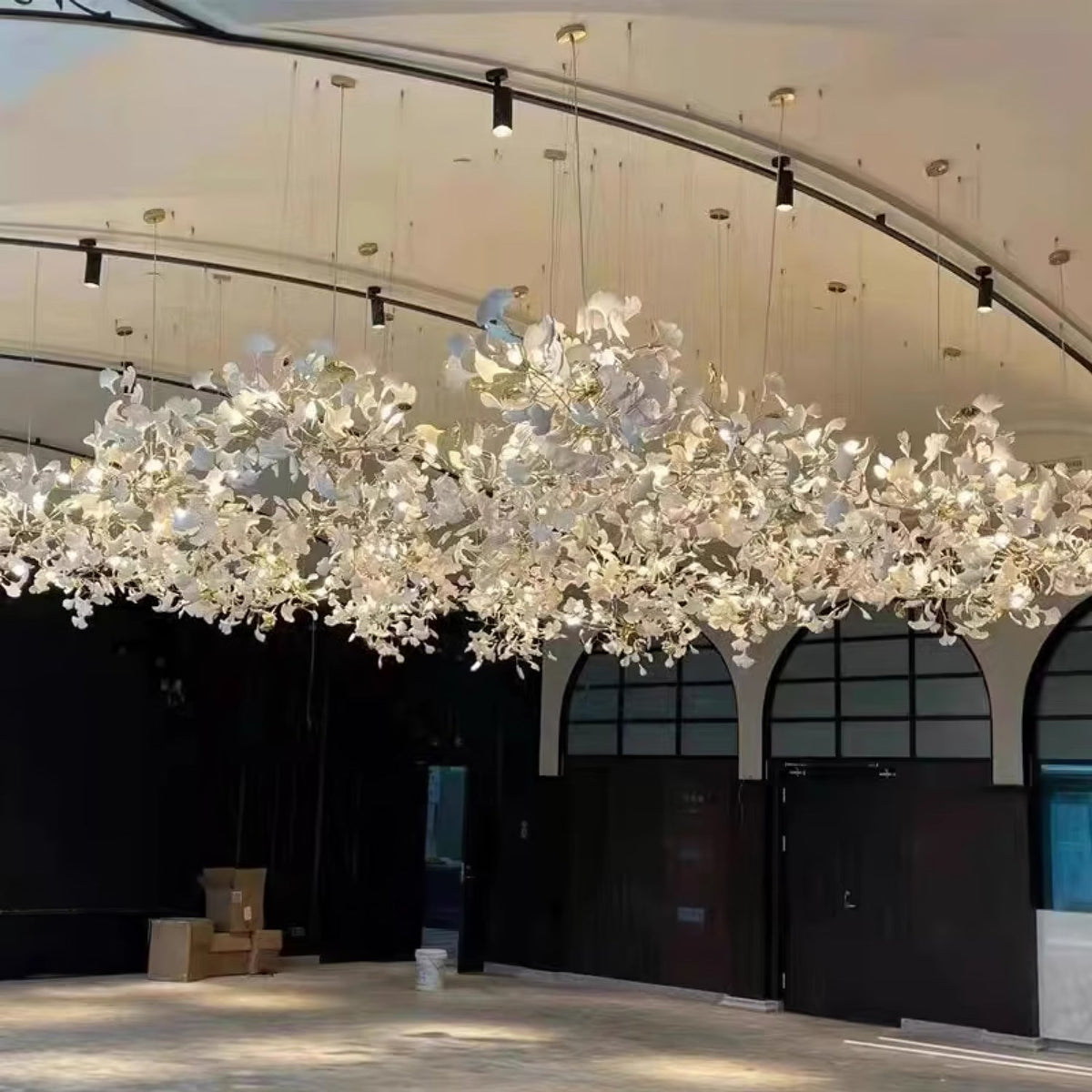 Gingko Leaves Chandelier with Adjustable Brightness