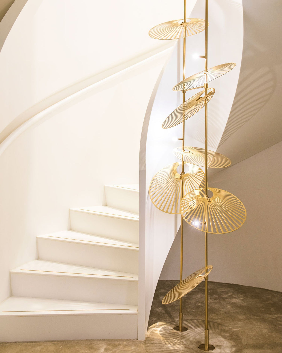 Cattail Leaf Chandelier with Adjustable Height