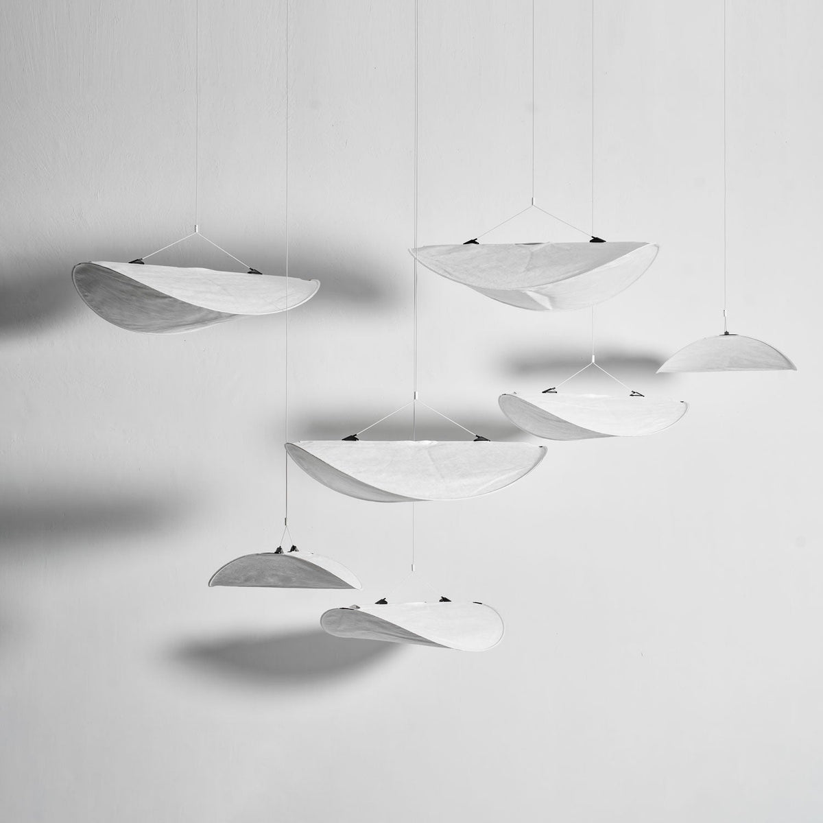 Tense Tyvek Pendant Lamp Position 161