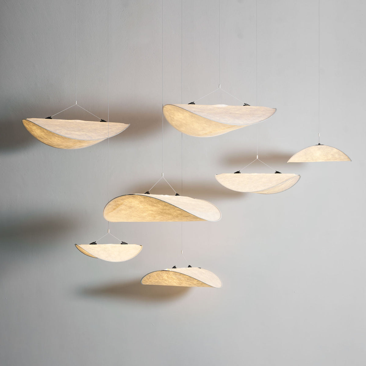 Tense Tyvek Pendant Lamp Position 159