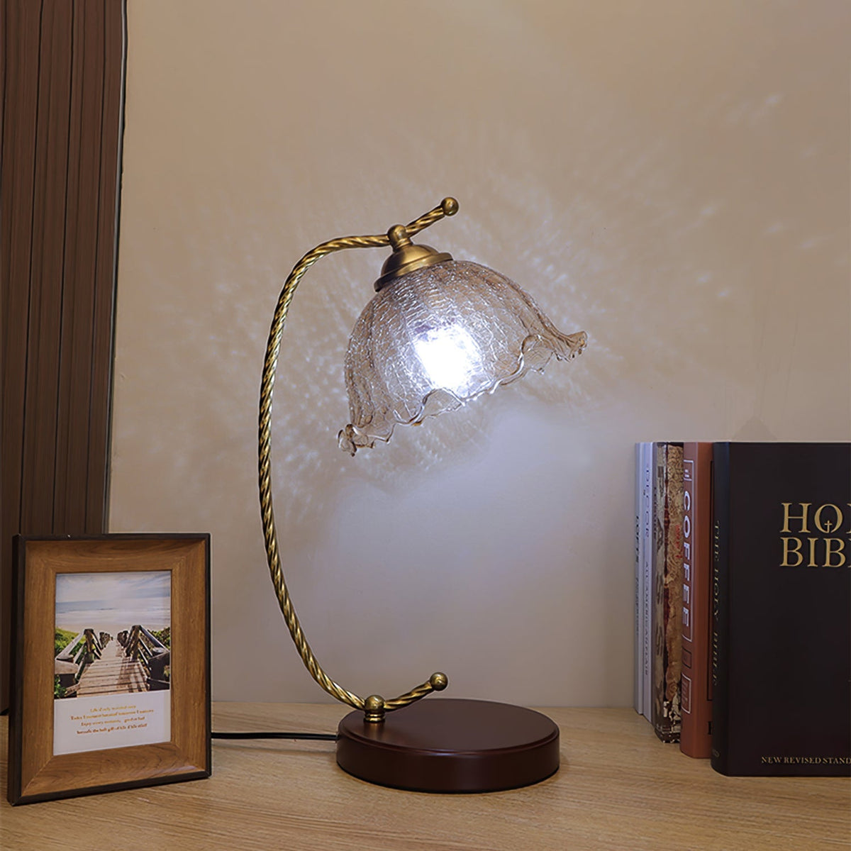 Compact Table Lamp with Adjustable Brightness