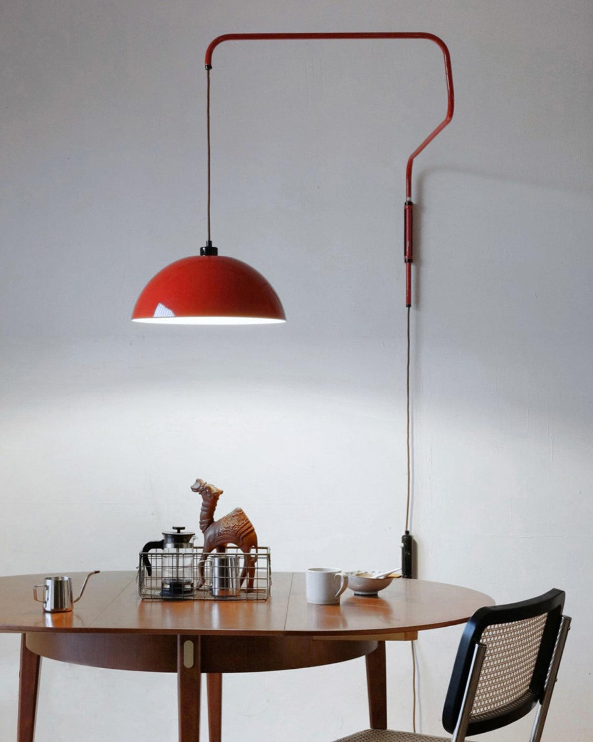 Round Plug-In Wall Lamp with Adjustable Brightness