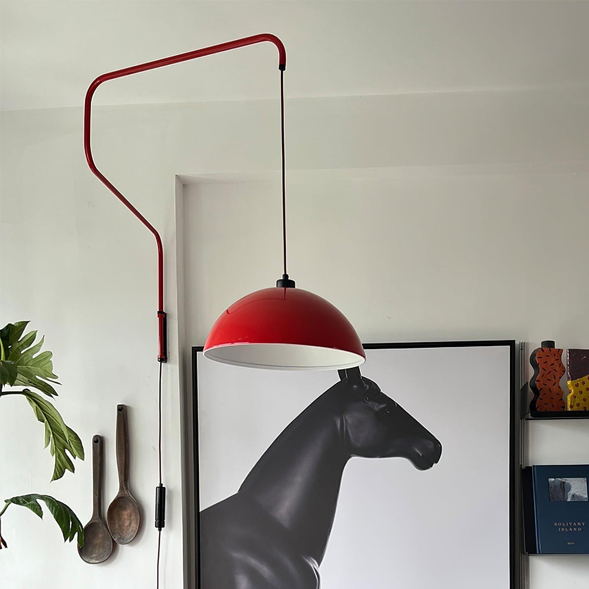 Round Plug-In Wall Lamp with Adjustable Brightness