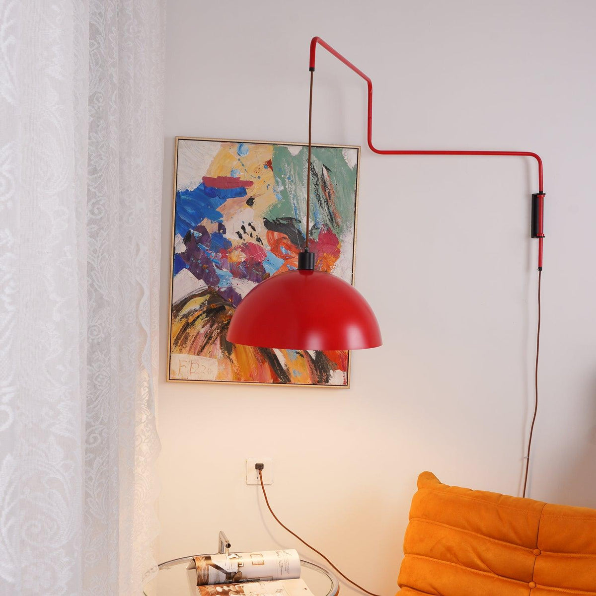 Round Plug-In Wall Lamp with Adjustable Brightness