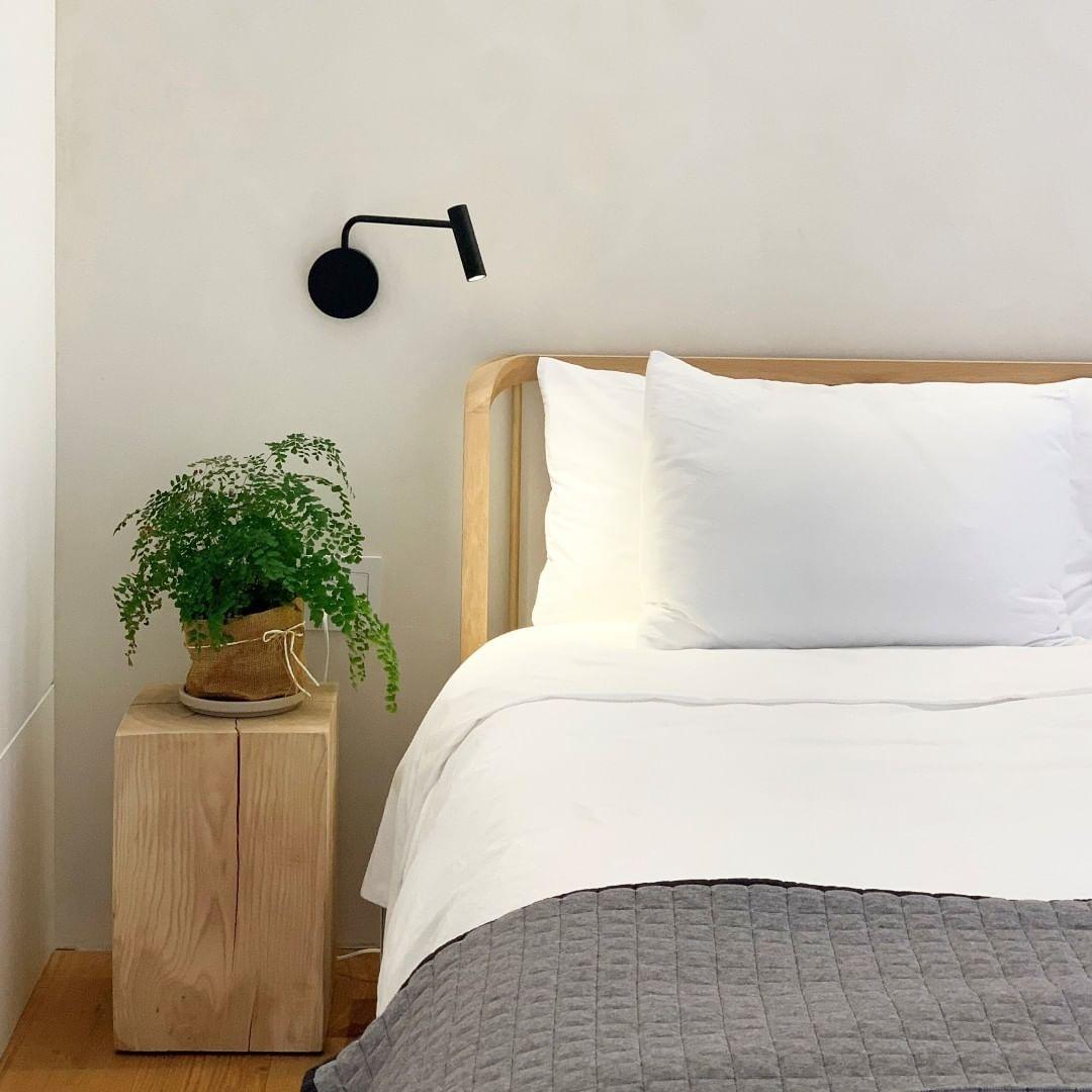 Minimalist Disc LED Wall Sconce, Energy Efficient