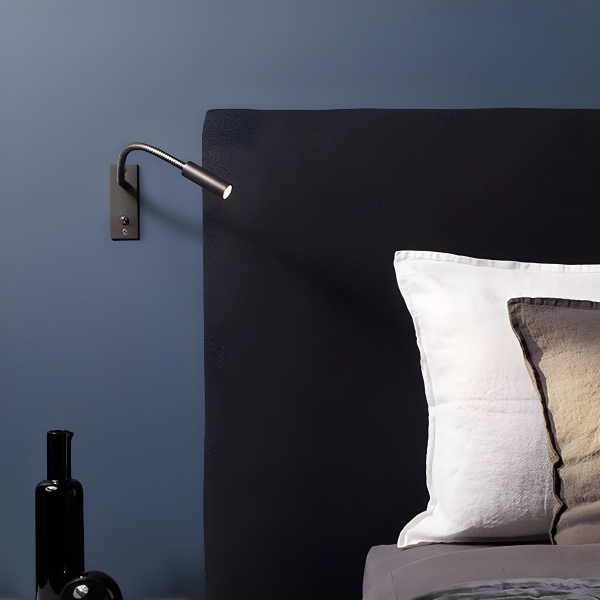 Flexible Gooseneck Wall Lamp with USB Charging