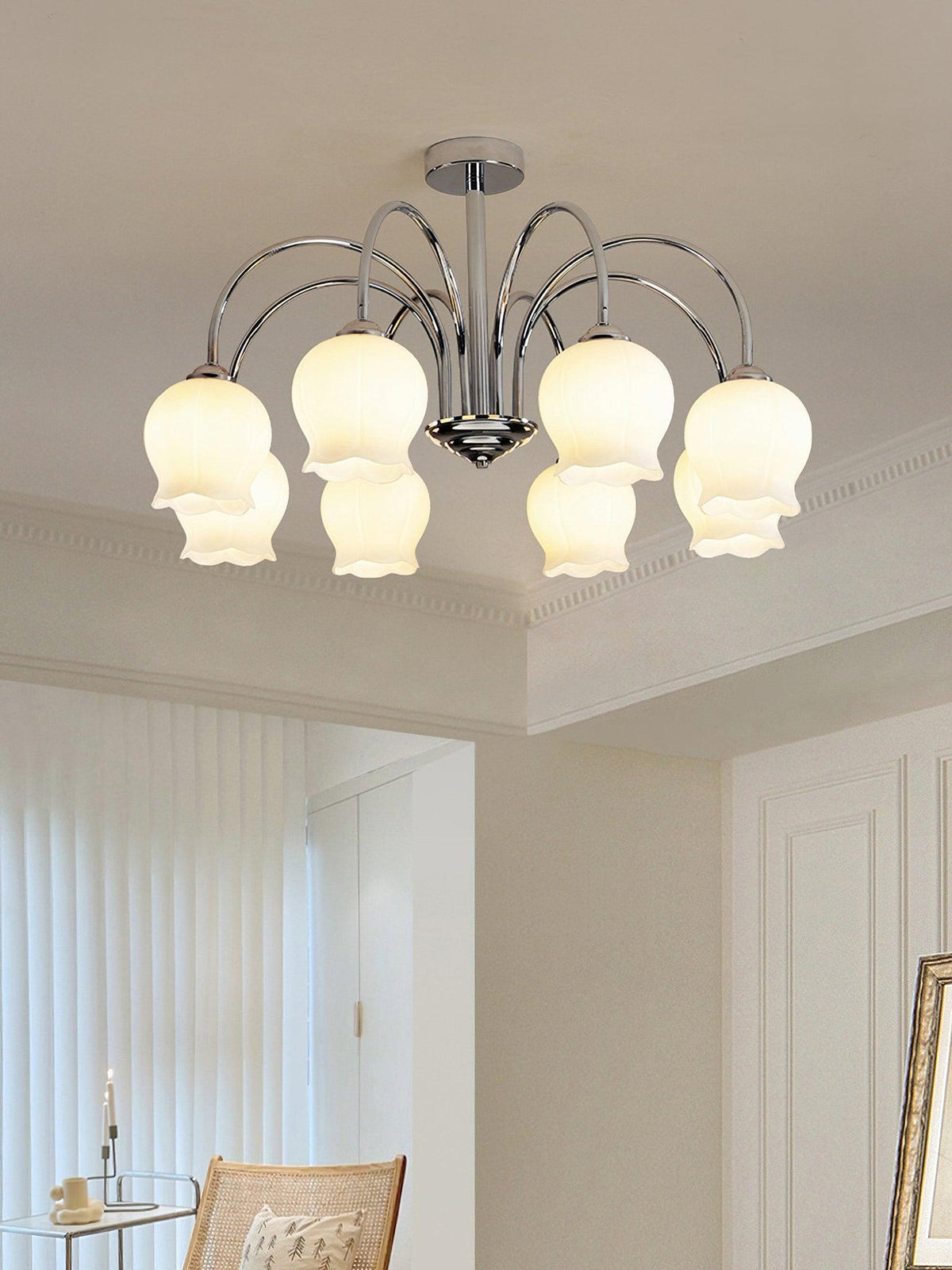 Floral Glass Chandelier with Dimmable Lighting
