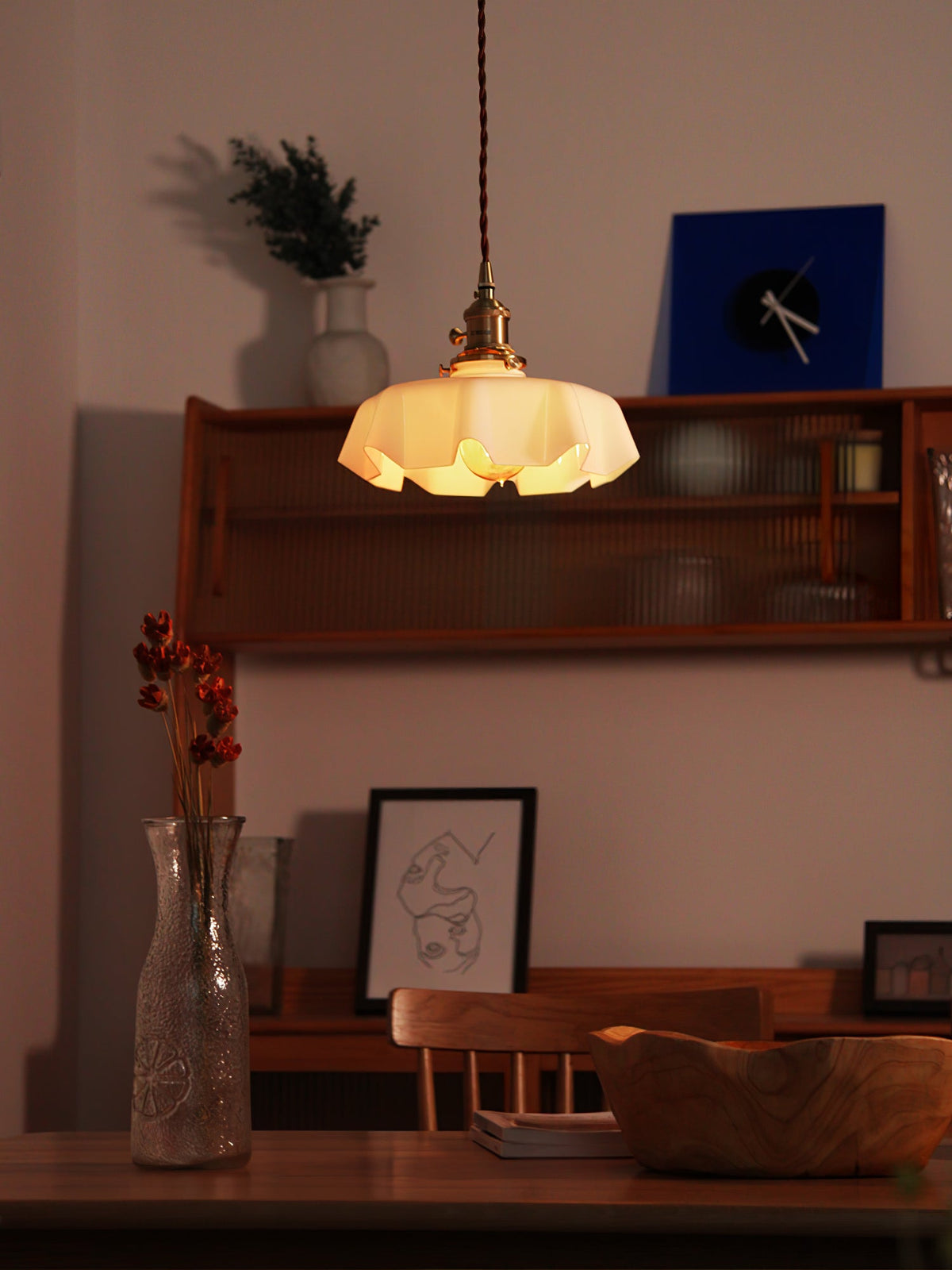French Flower Pendant Light Position 86
