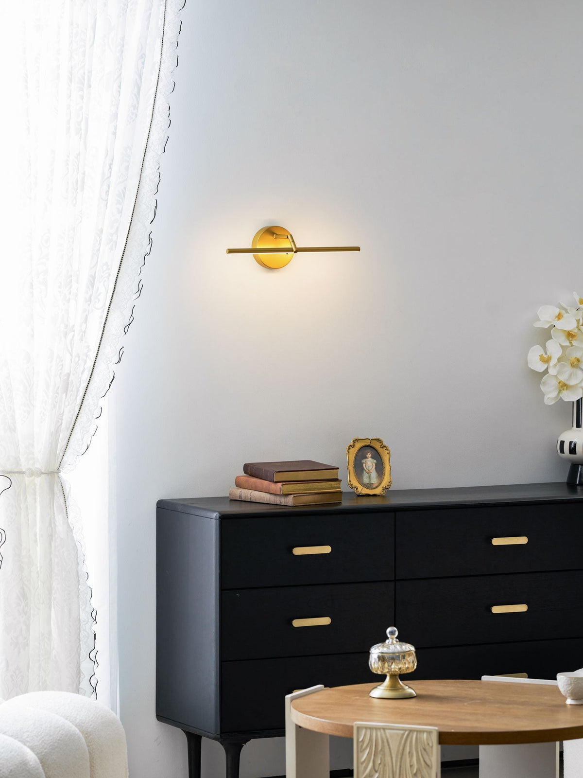 Slim Rechargeable Wall Light, Wireless Design