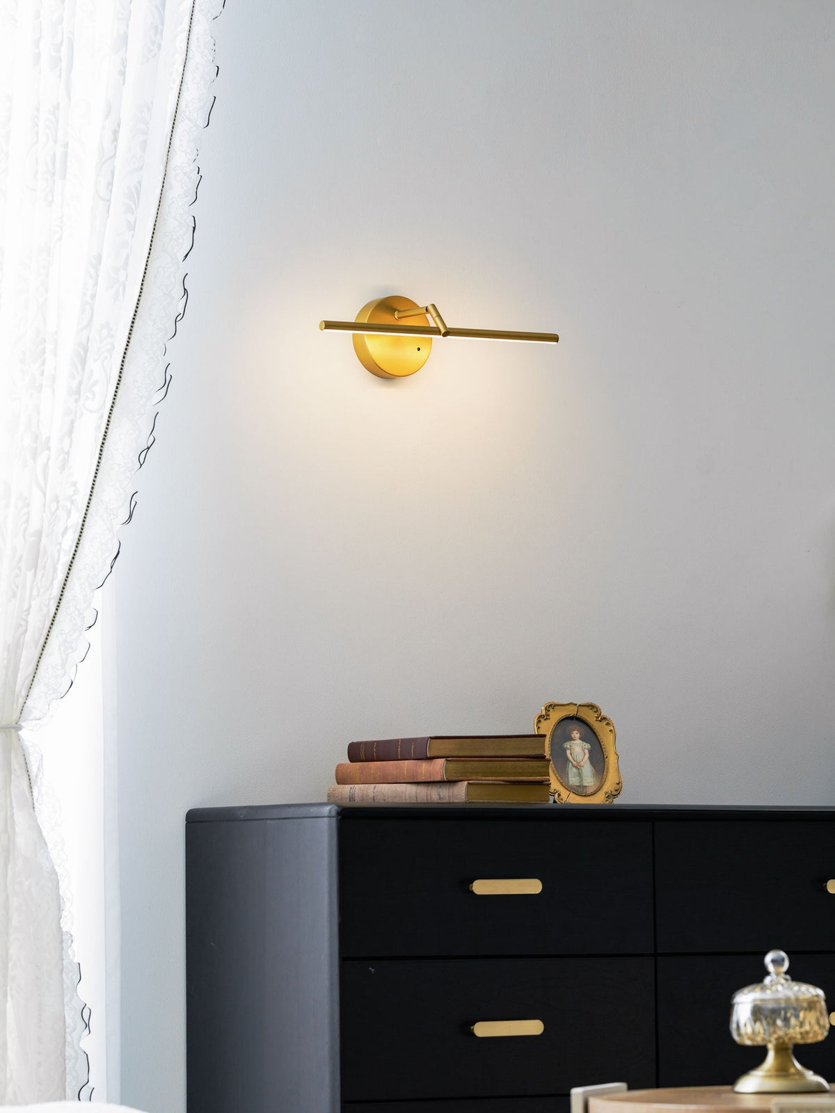 Slim Rechargeable Wall Light, Wireless Design