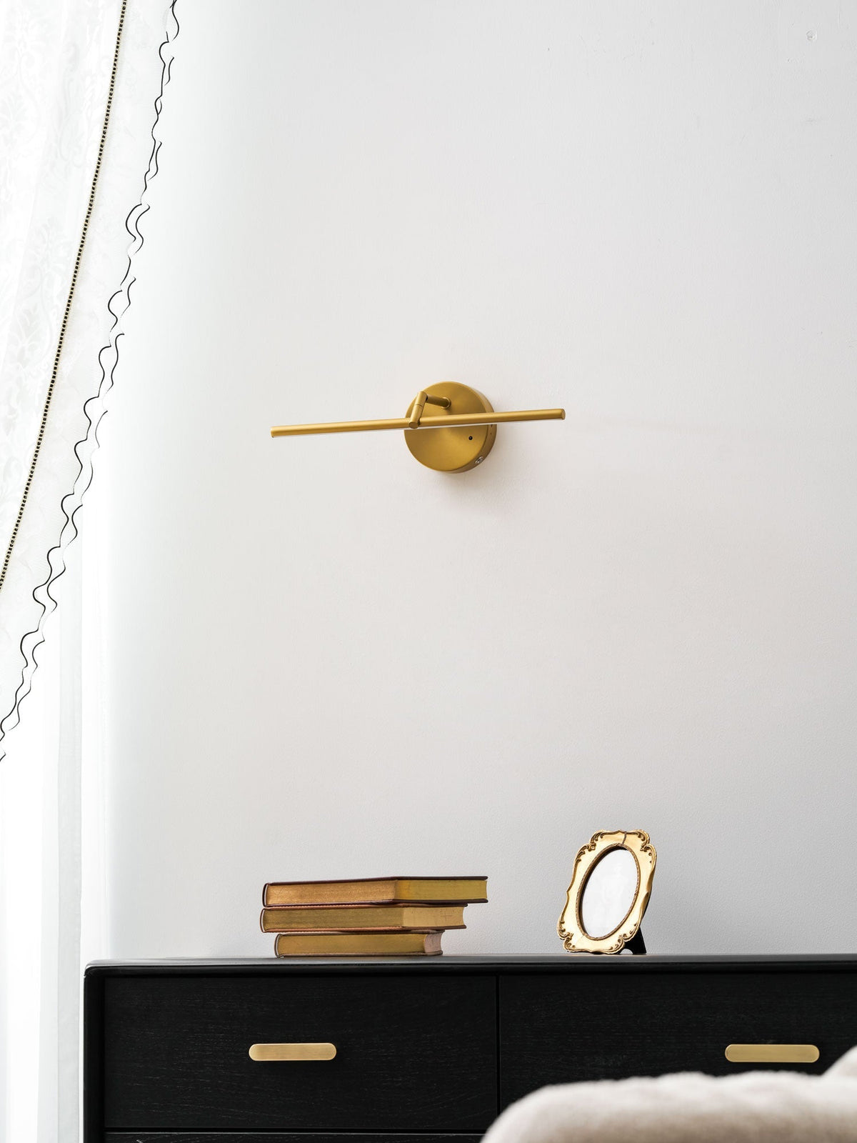 Slim Rechargeable Wall Light, Wireless Design