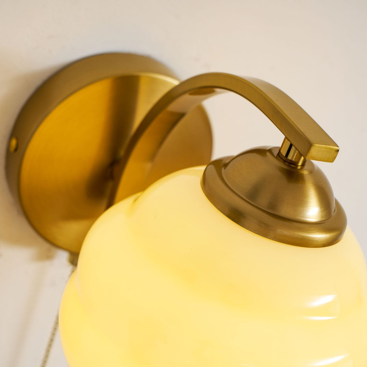 Modern Wall Lamp with Adjustable Brightness