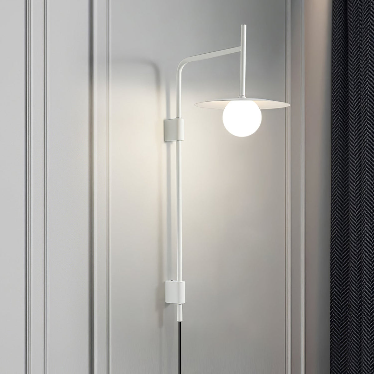 Swing Arm Wall Lamp with Plug-In Design