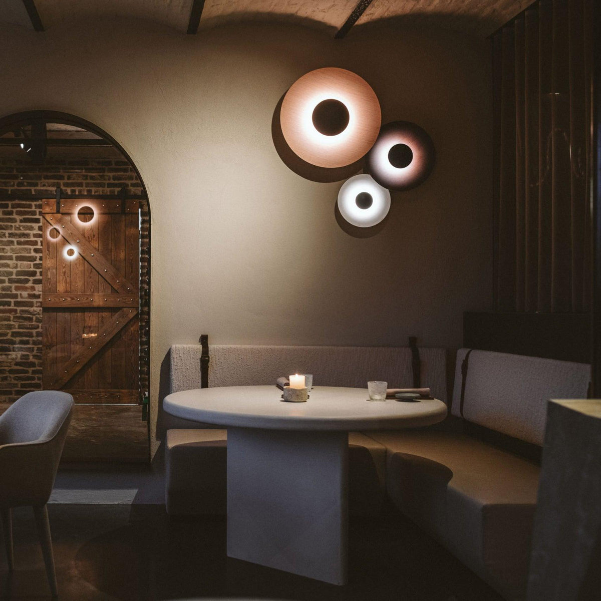 Round Wall Light with Adjustable Brightness
