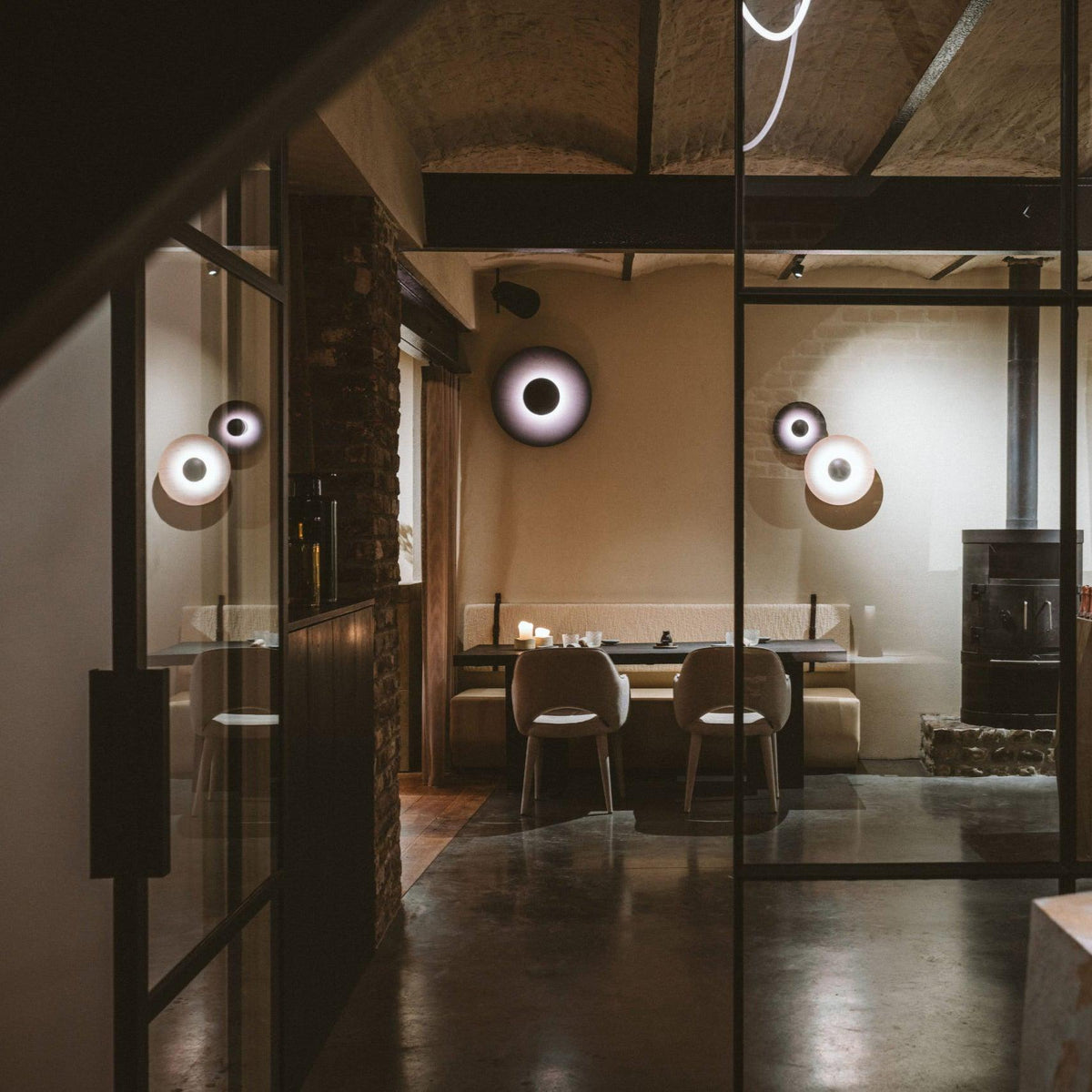 Round Wall Light with Adjustable Brightness