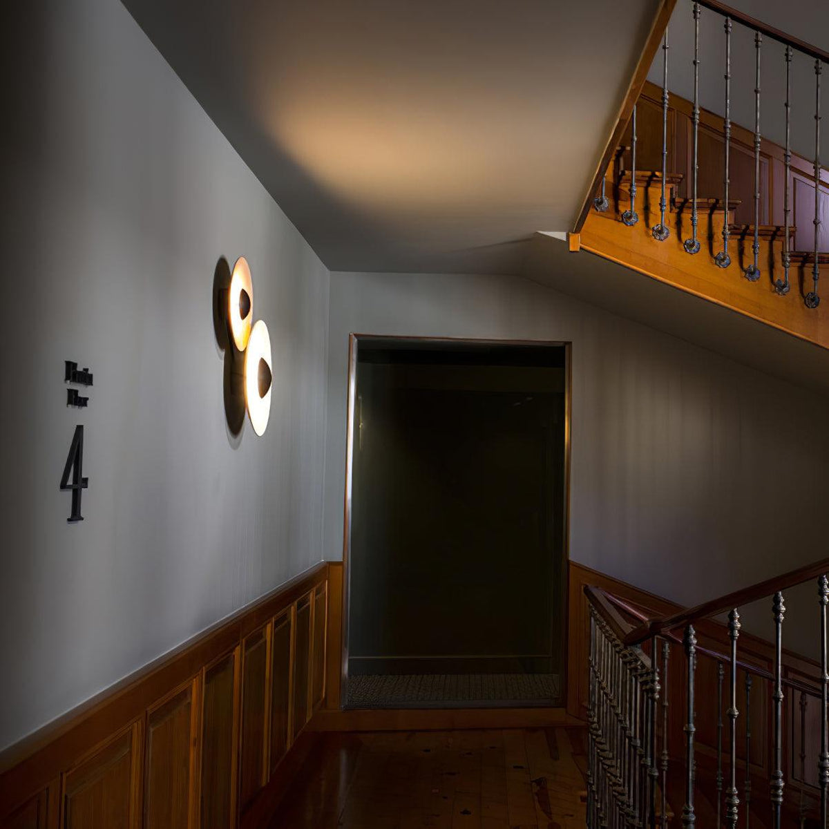 Round Wall Light with Adjustable Brightness