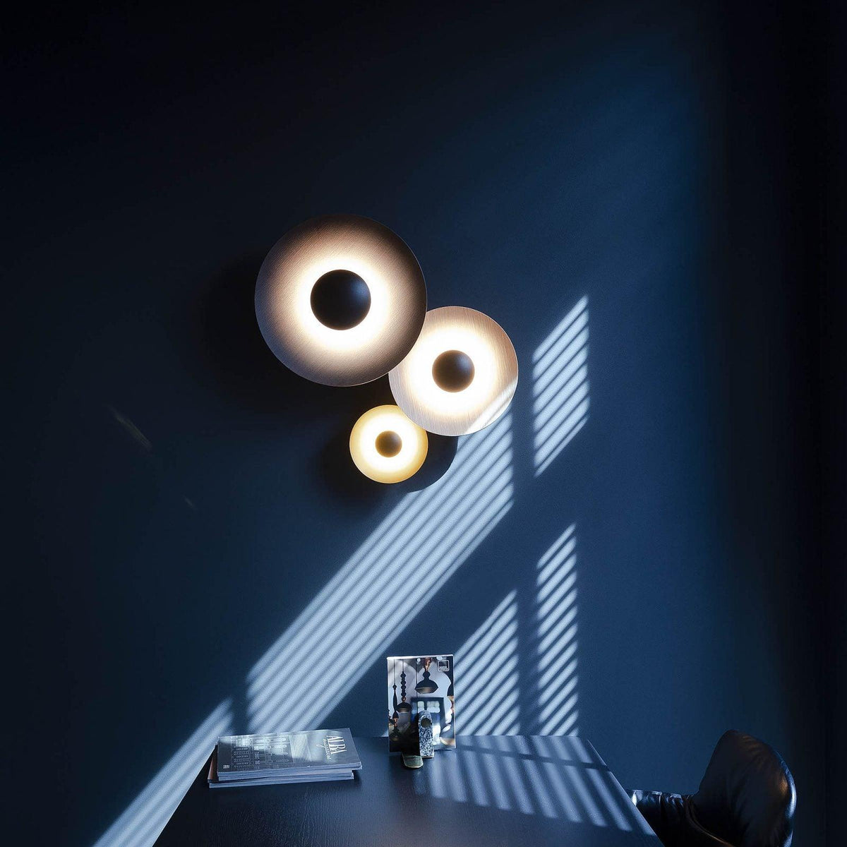 Round Wall Light with Adjustable Brightness