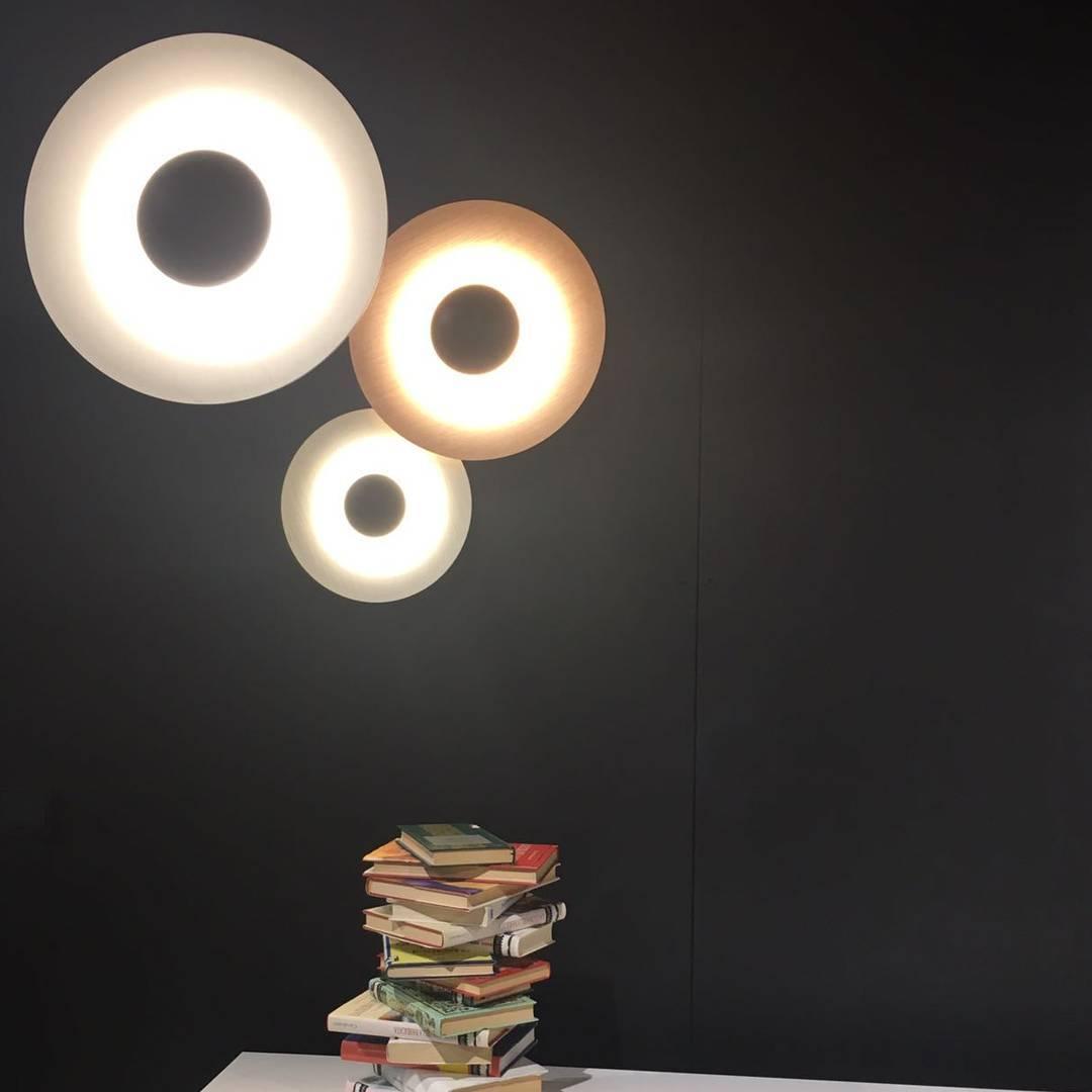 Round Wall Light with Adjustable Brightness